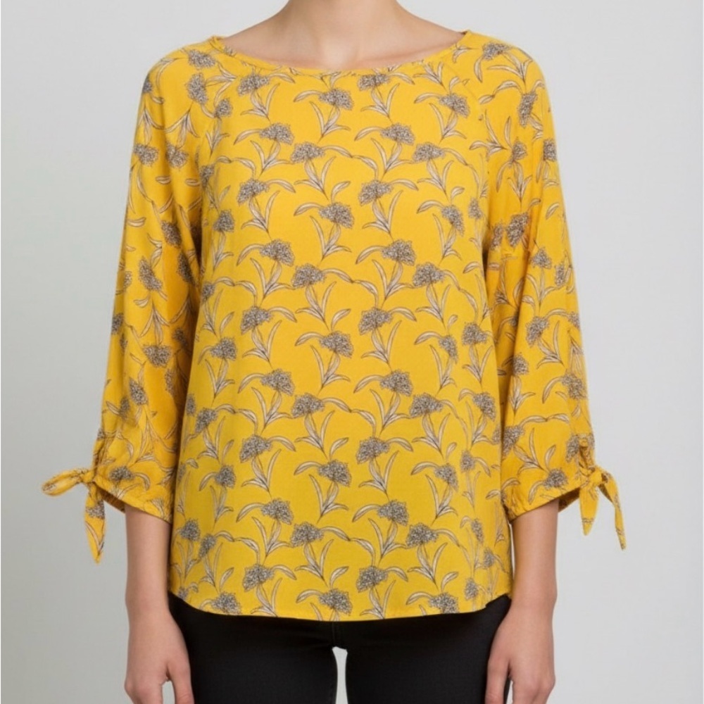 Floral Yellow Women's Top apaper Moon Brand